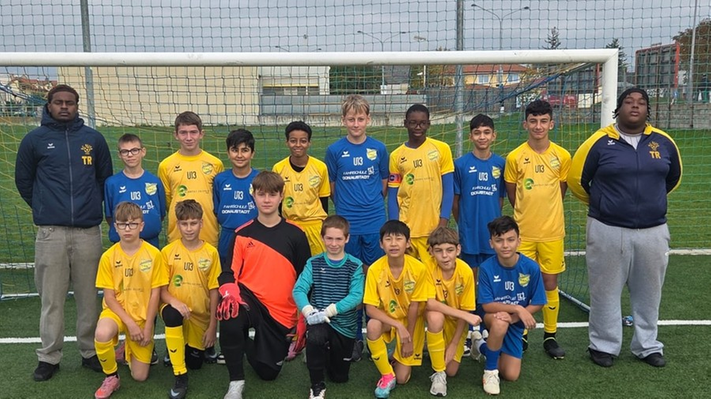 images/Mannschaften/834733022602002384_c703722aba57fecf29d4-10-940x400.png#joomlaImage://local-images/Mannschaften/834733022602002384_c703722aba57fecf29d4-10-940x400.png?width=711&height=399